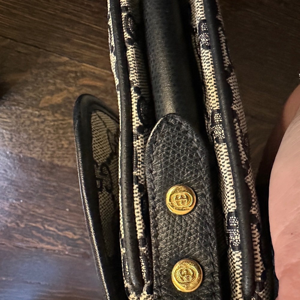 Gucci Navy GG Pattern Shoulder Bag - Picture 9 of 10